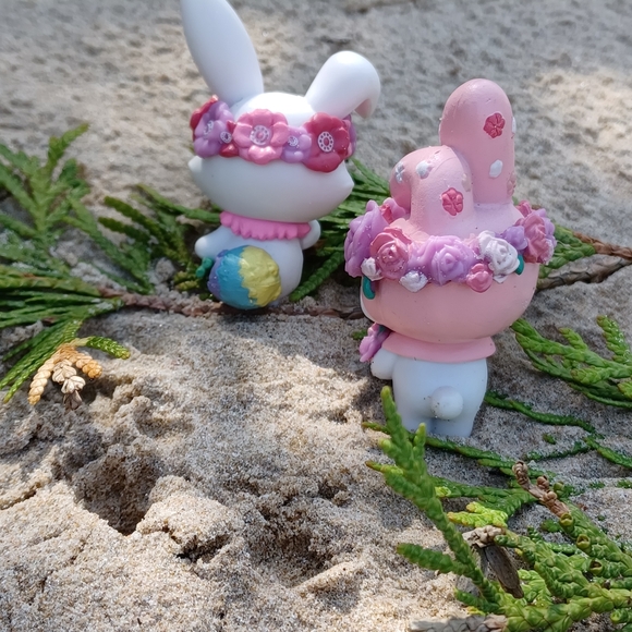 COPY - Floral Hello Kitty and her Bunny 🐰 Friend figures - Picture 6 of 12
